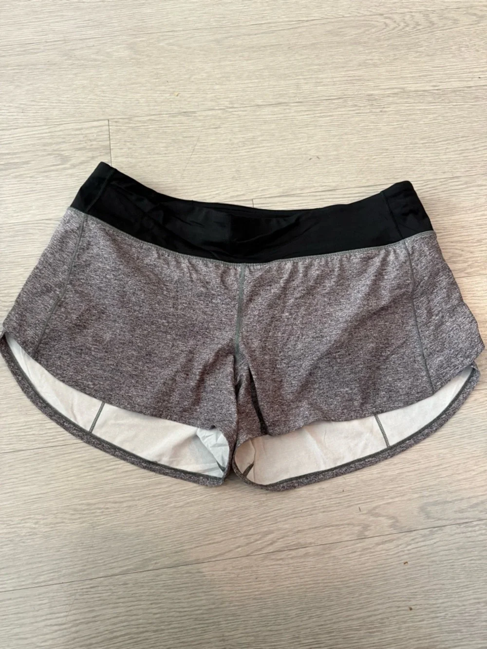 Lululemon Speed Up Shorts Long 4 Updated Fit Gray And Black Size 14tall